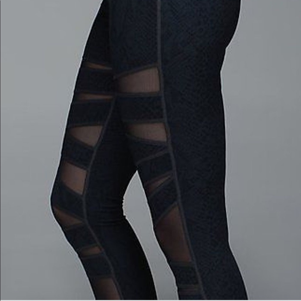 NWT lululemon High Times Pant Tech Mesh